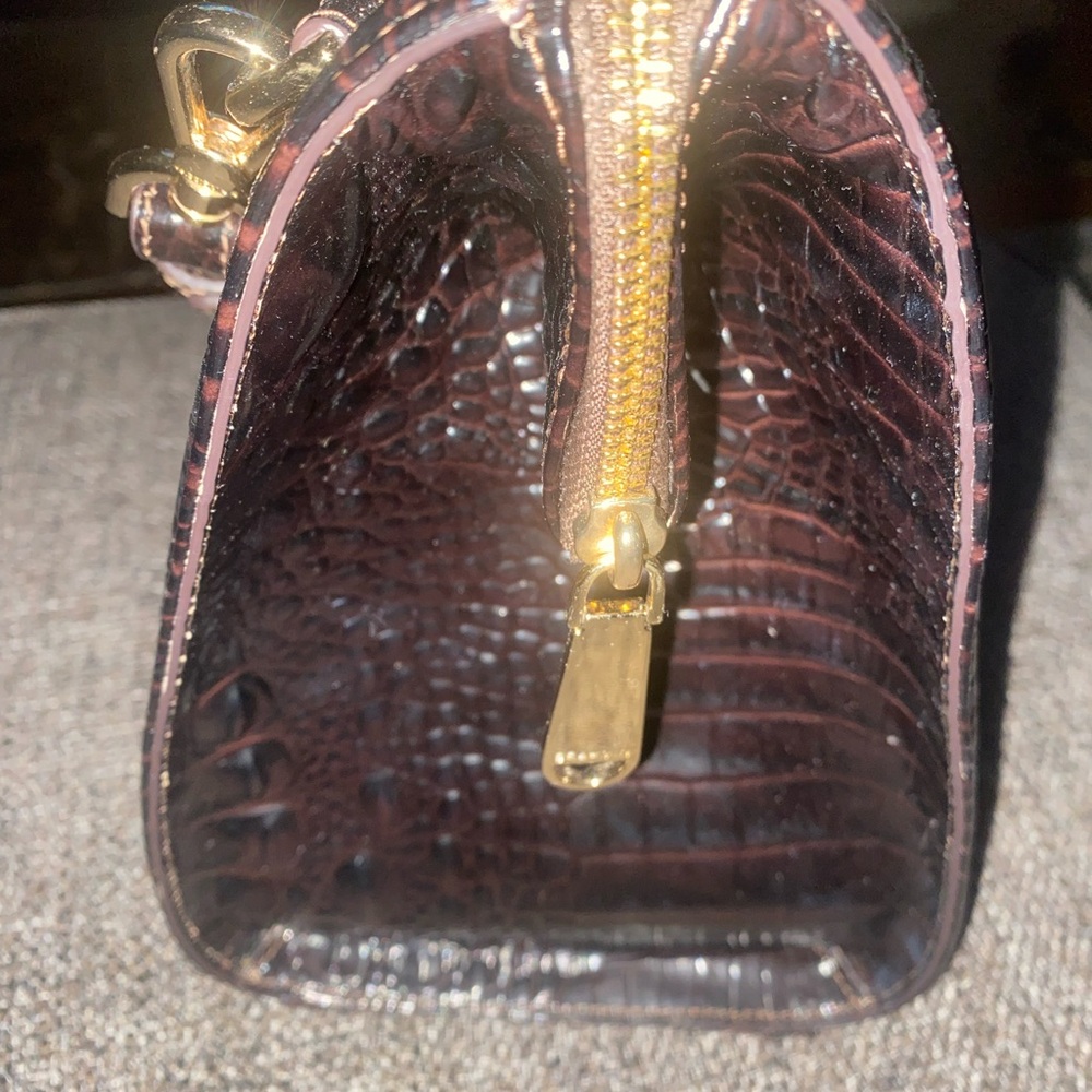 Brahmin Dark Brown Croc-Embossed Satchel Cocoa Ombré Melbourne like New - Picture 9 of 10